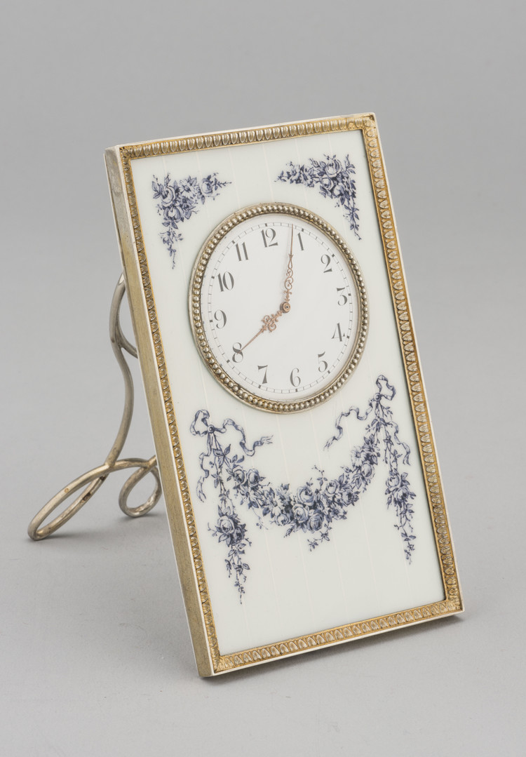 Настільний годинник