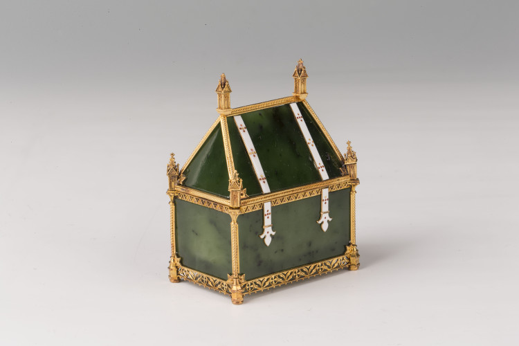 Бонбоньєрка у формі готичного релікварію