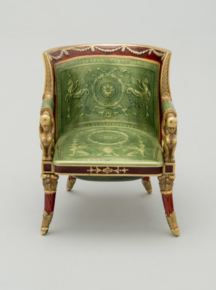 Bonbonniere in the shape of a chair